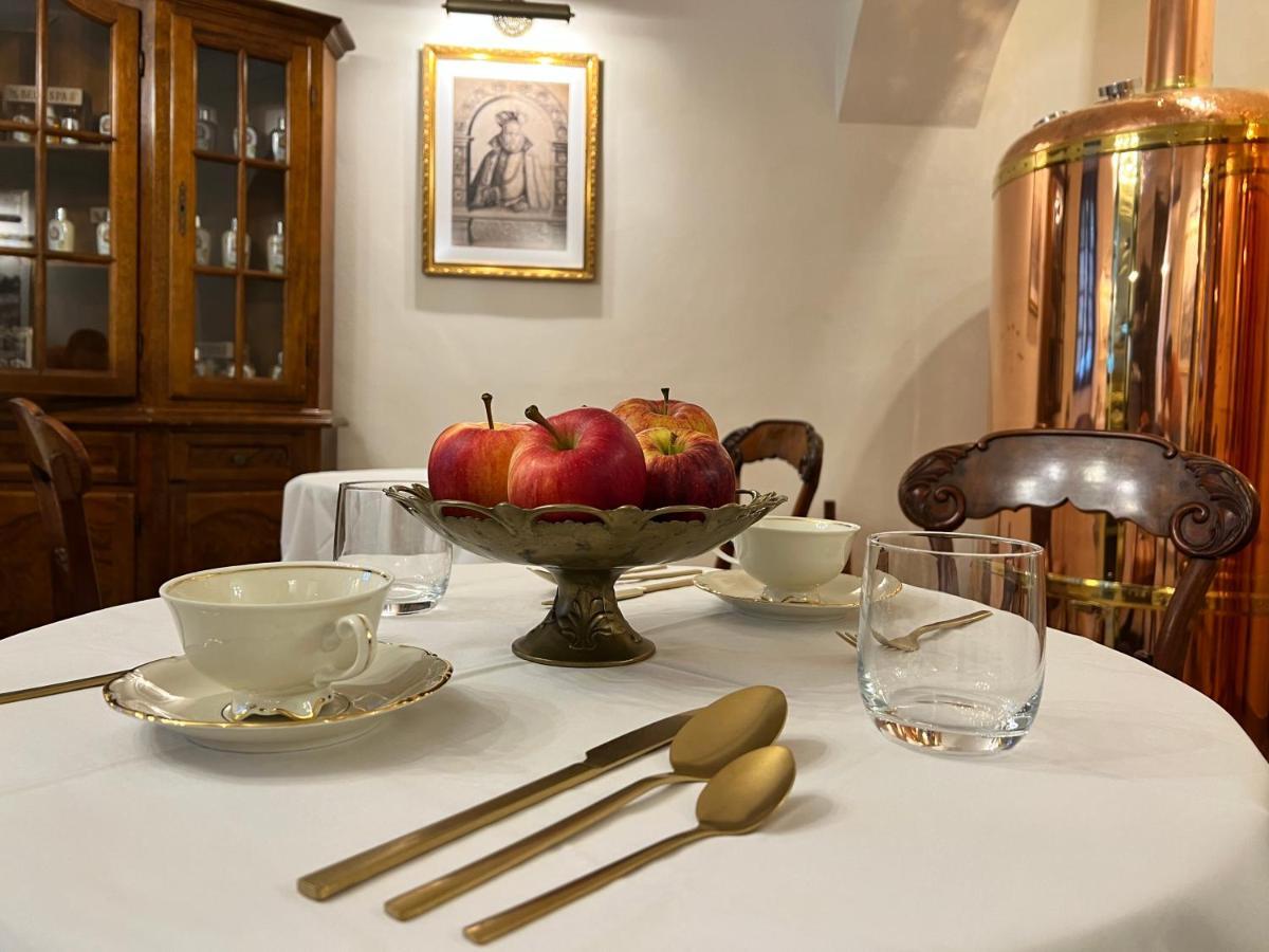 Spa Beerland Chateaux - U Zlate Hrusky / At Golden Pear 布拉格 外观 照片
