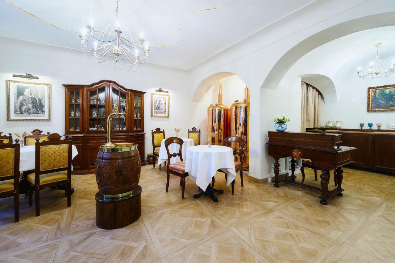 Spa Beerland Chateaux - U Zlate Hrusky / At Golden Pear 布拉格 外观 照片