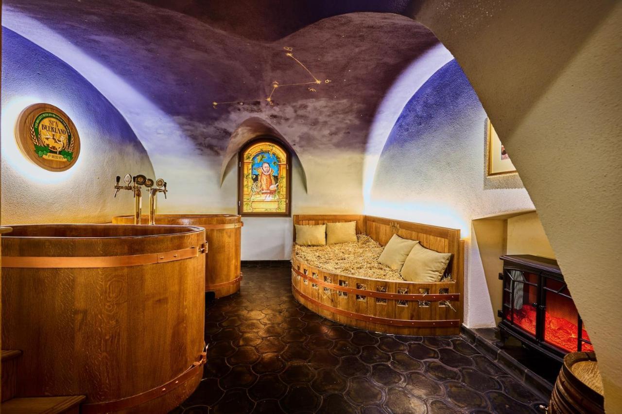 Spa Beerland Chateaux - U Zlate Hrusky / At Golden Pear 布拉格 外观 照片
